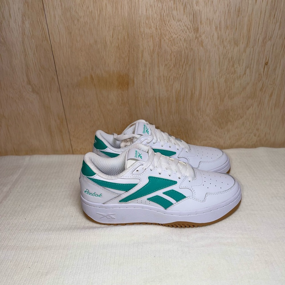 Reebok ATR Chill Womens Basketball Shoes White Glen Green Gum 100208273 Size 7.5